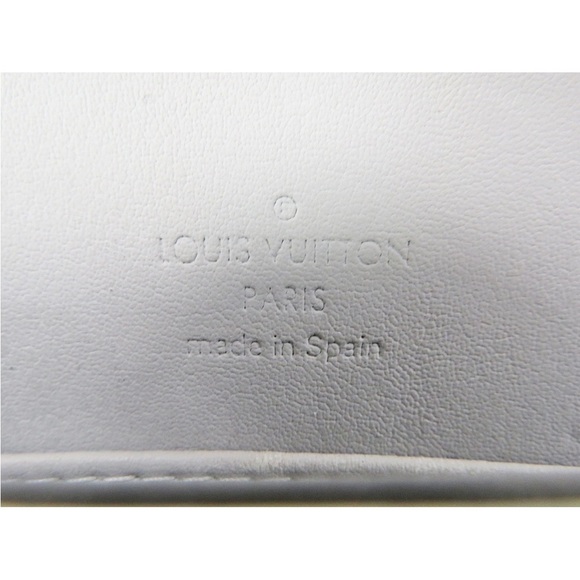 Louis Vuitton Lime Green Crossbody Bag - Picture 14 of 16